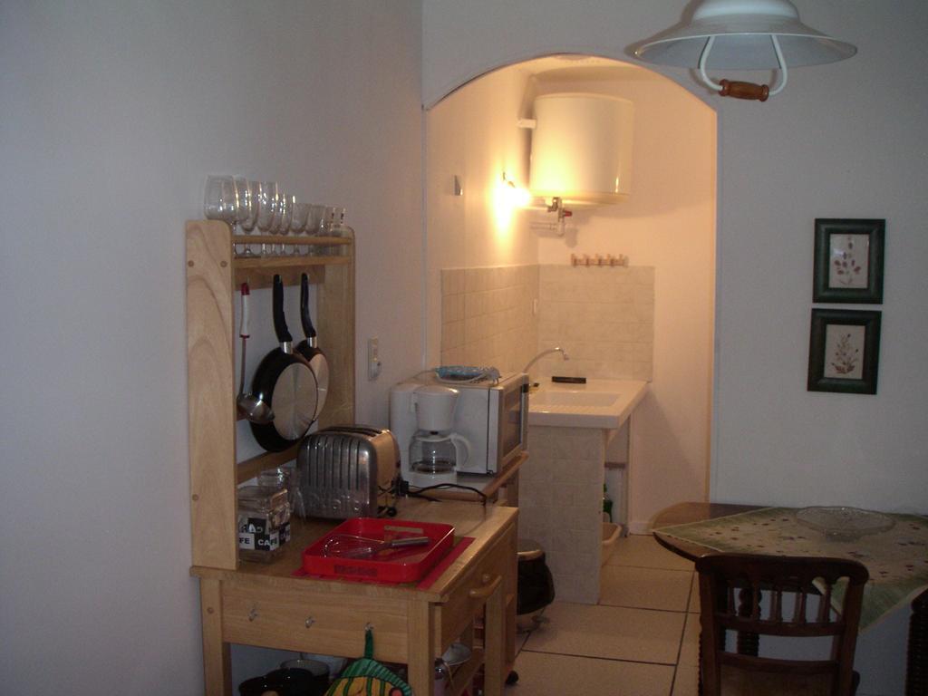 Petit Gite Des Augustins Monflanquin Zewnętrze zdjęcie